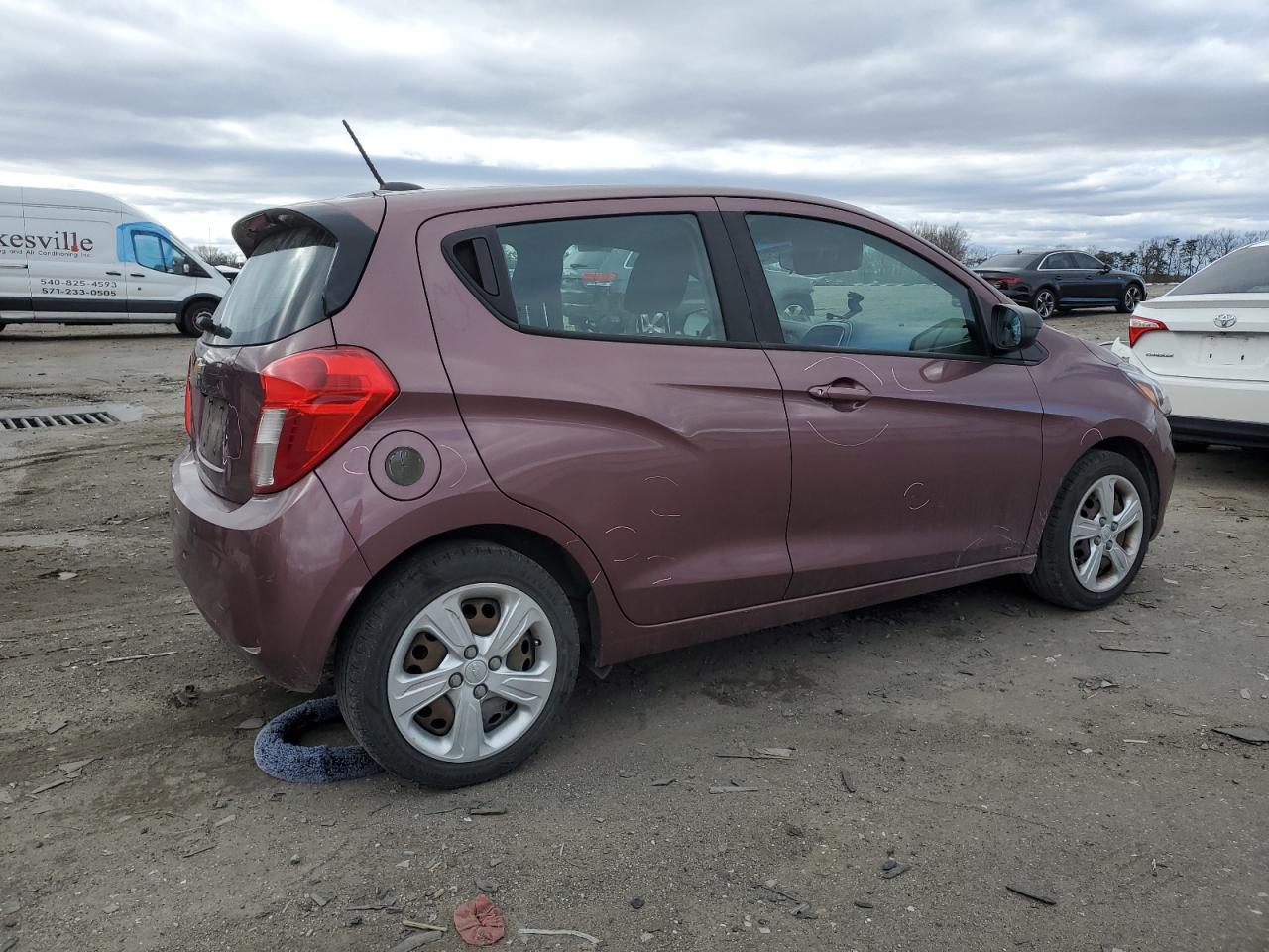 2019 Chevrolet Spark VIN KL8CB6SA5KC711607 Copart auction photo, front end / side damage thumbnail 3