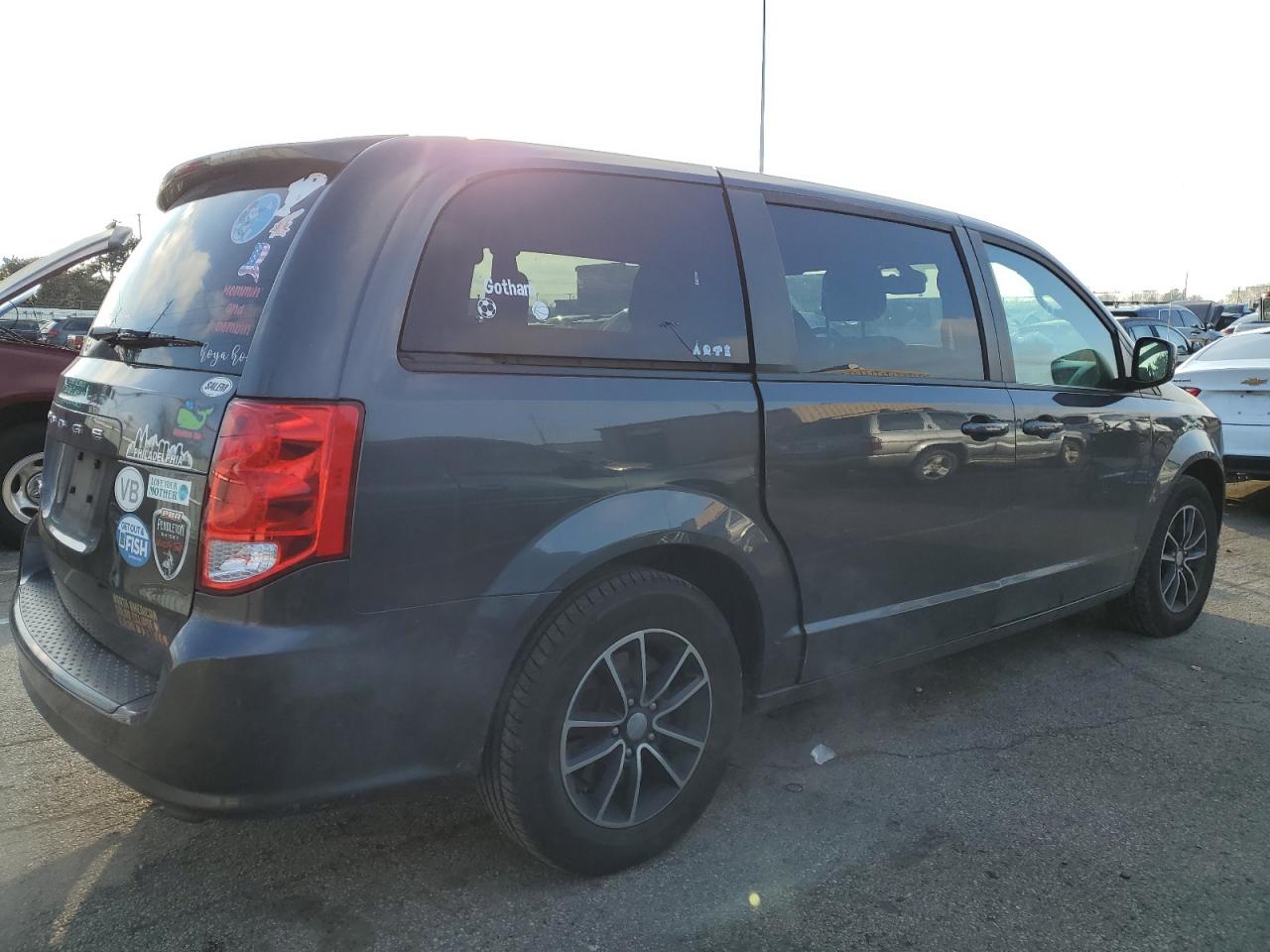 2019 Dodge Caravan VIN 2C4RDGBG5KR502896 Copart auction photo, front end damage thumbnail 3