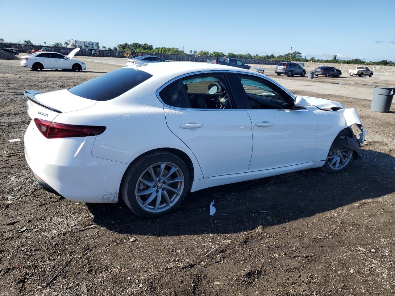 2017 Alfa Romeo Giulia VIN ZARFAEDN6H7536938 Copart auction photo, front end damage thumbnail 3