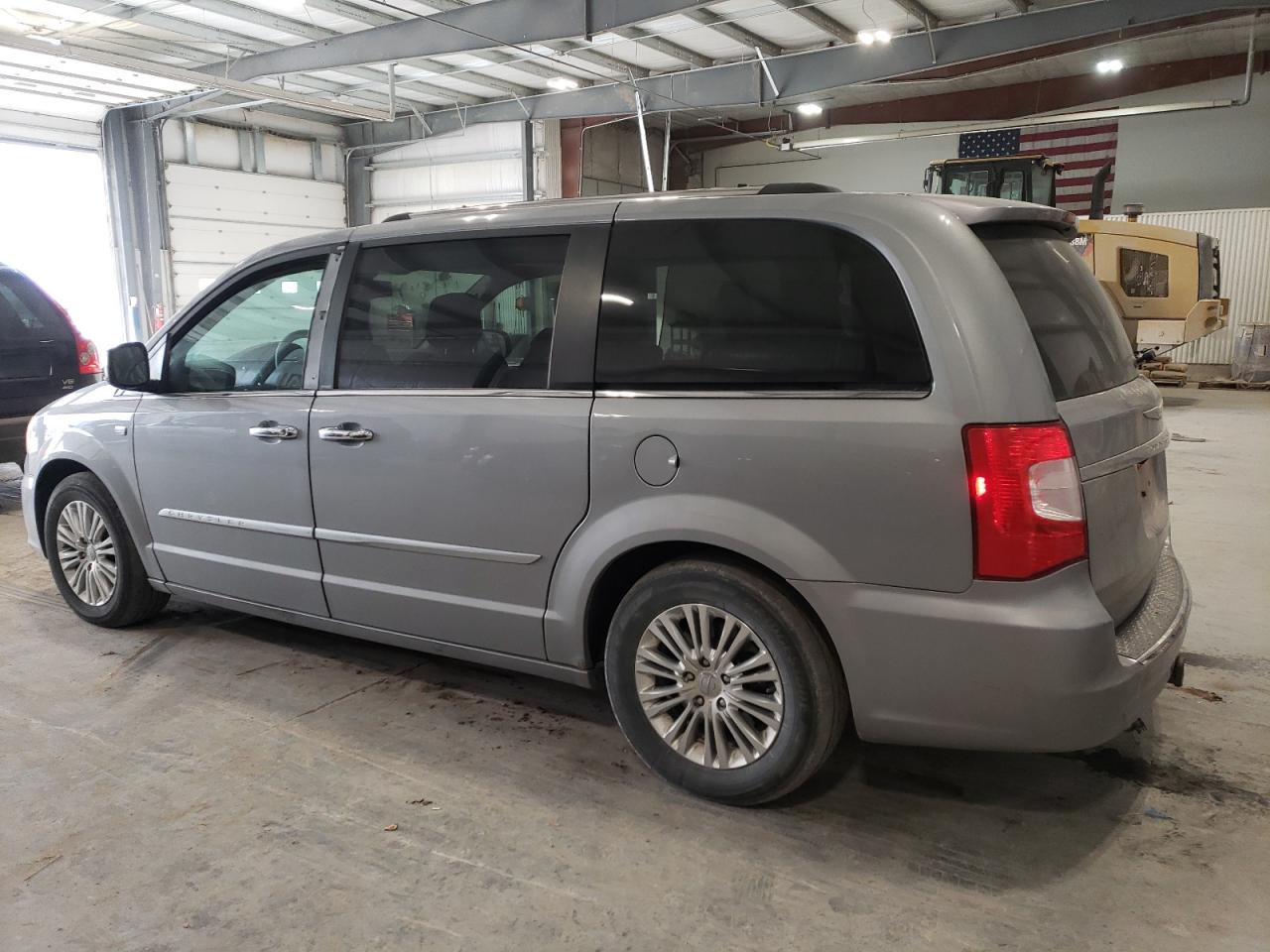 2014 Chrysler Town & Country VIN 2C4RC1CG6ER285829 Copart auction photo, side damage thumbnail 2