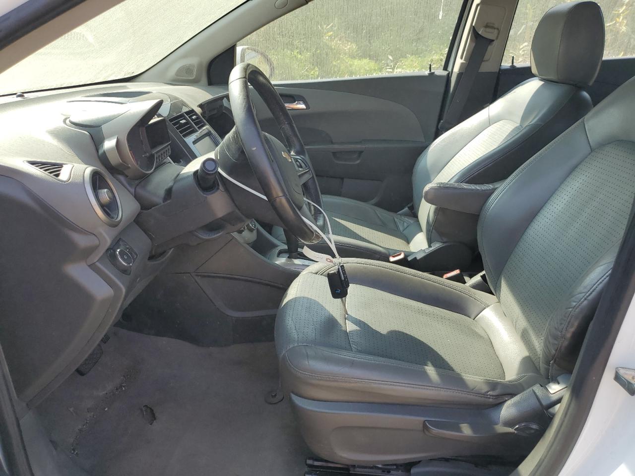 2015 Chevrolet Sonic VIN 1G1JE6SB8F4121103 Copart auction photo, side / front end damage thumbnail 7