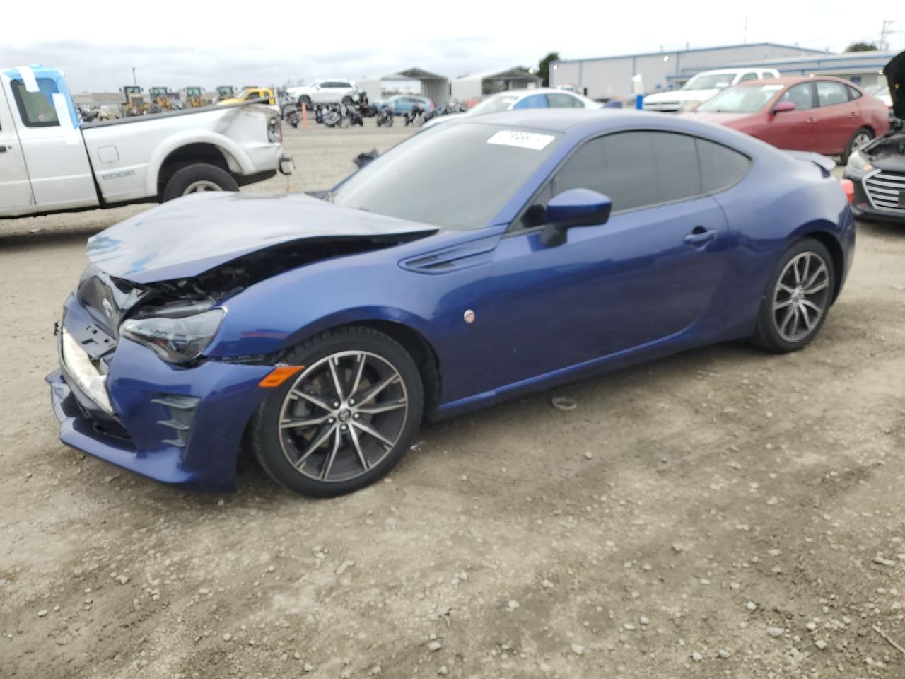 2017 Toyota GT86 VIN JF1ZNAA11H8709738 - Copart auction photo