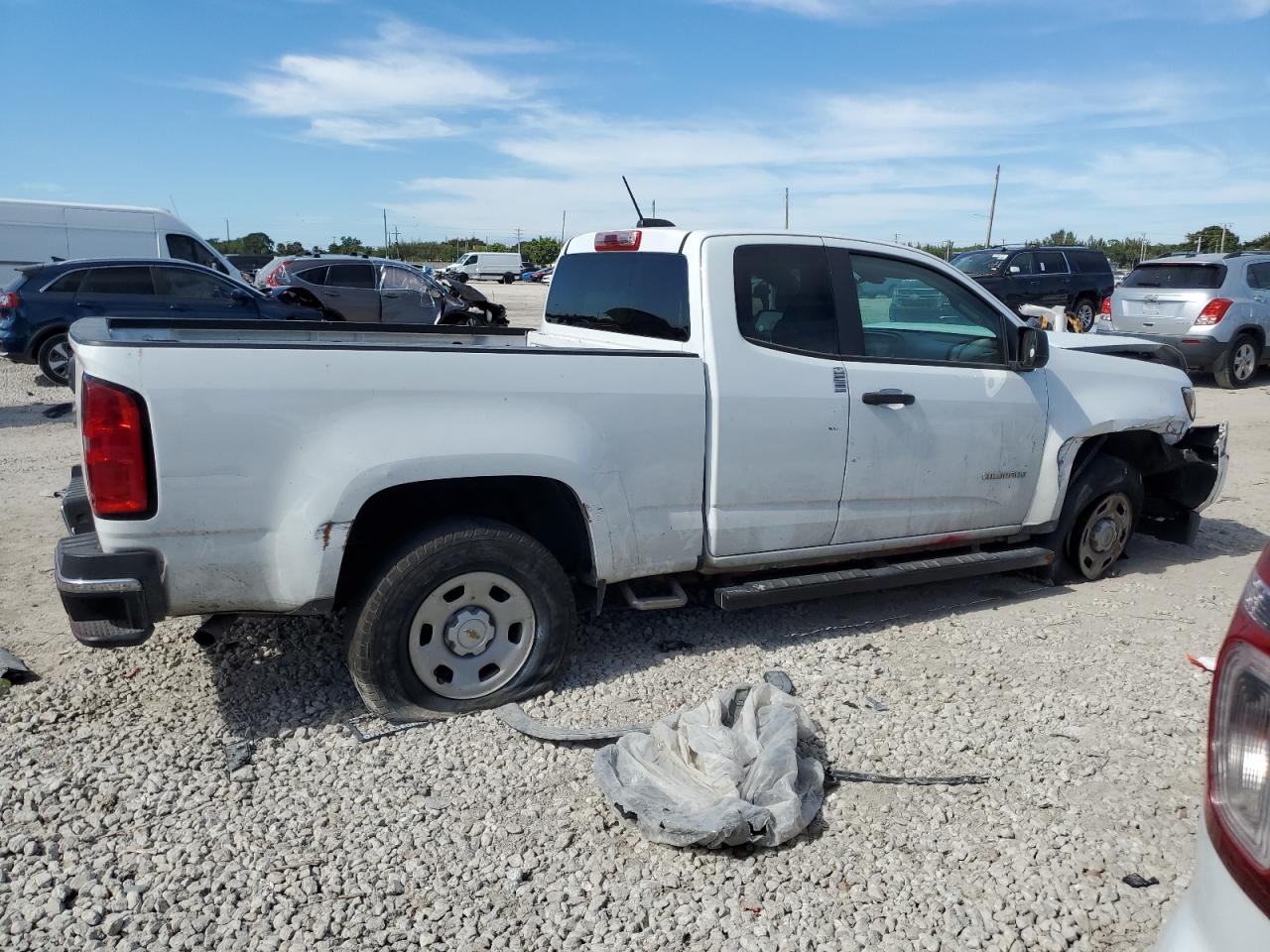 2019 Chevrolet Colorado VIN 1GCHSBEA8K1285019 Copart auction photo, front end / minor dent/scratches damage thumbnail 3