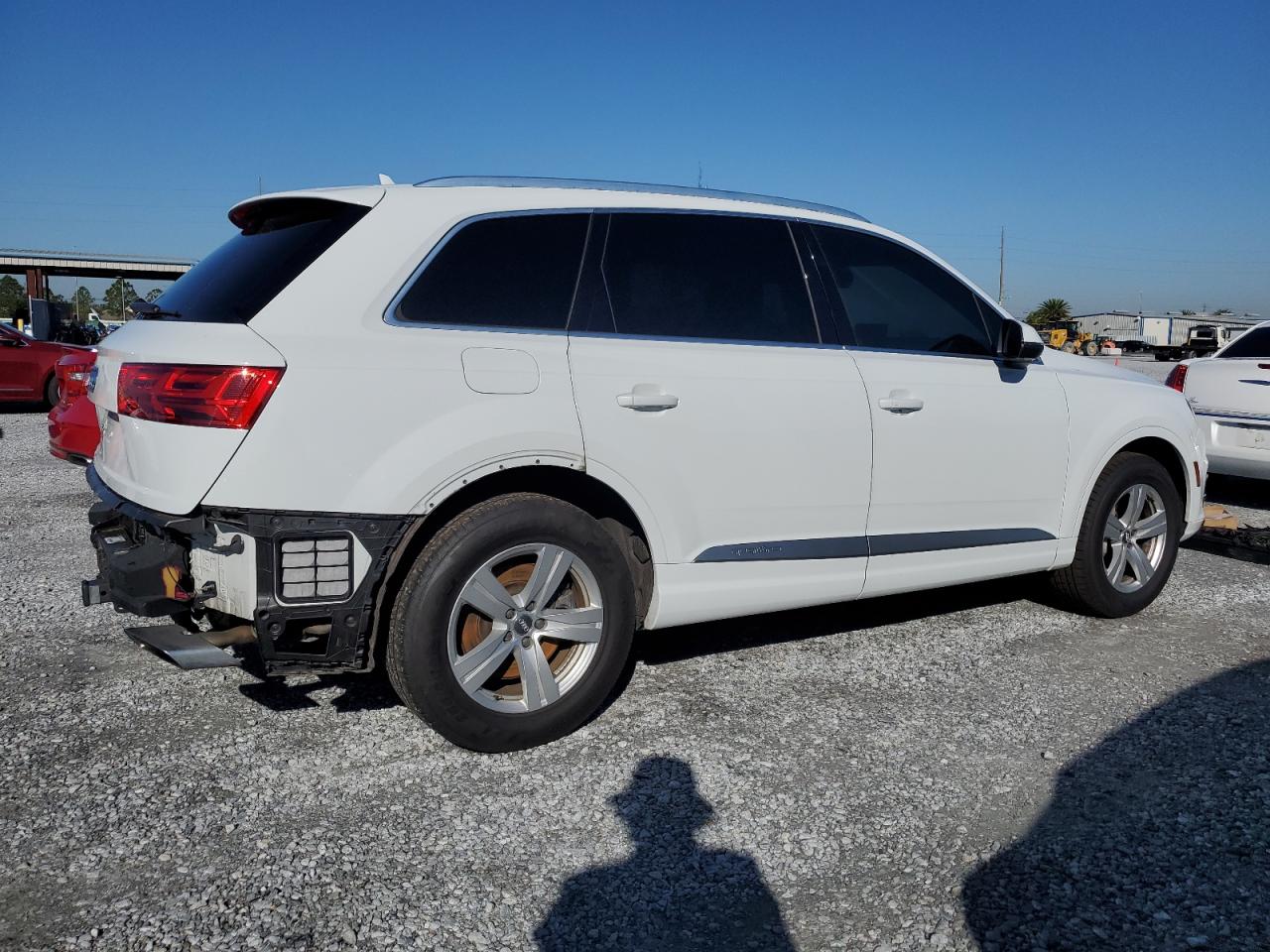 2019 Audi Q7 VIN WA1LHAF74KD026218 Copart auction photo, rear end damage thumbnail 3