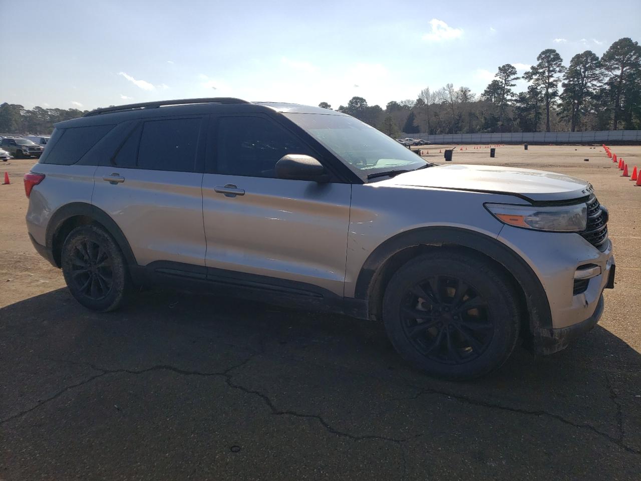 2021 Ford Explorer VIN 1FMSK7DH5MGC04801 Copart auction photo, front end damage thumbnail 4