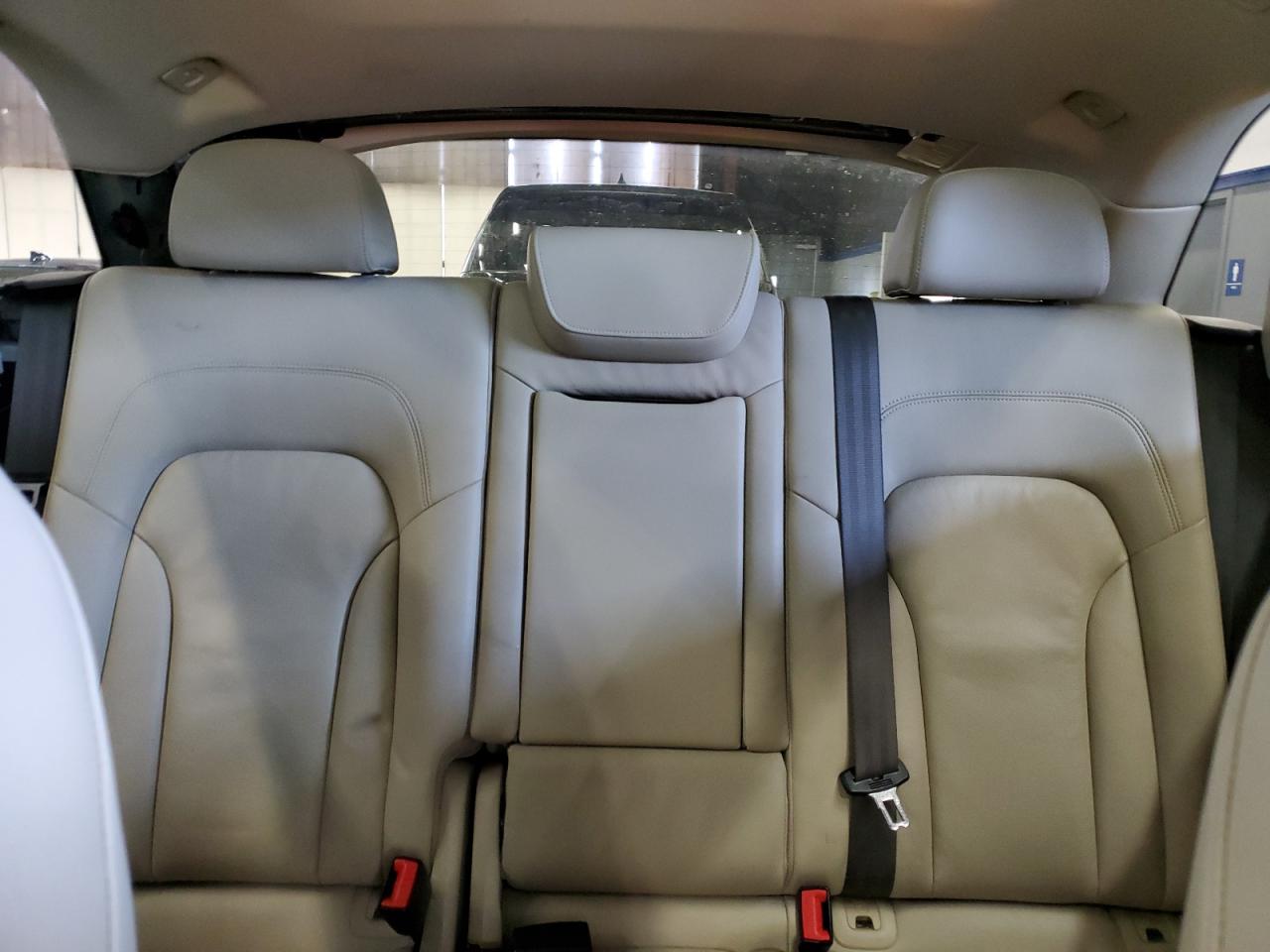 2014 Audi Q5 VIN WA1LFAFP9EA111132 Copart auction photo, rear end / minor dent/scratches damage thumbnail 10