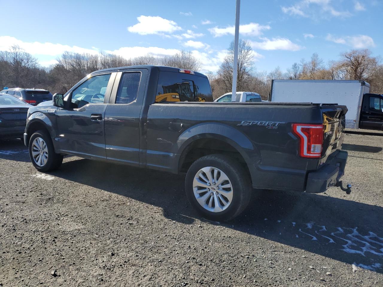 2016 Ford F-150 VIN 1FTEX1EP2GFC10300 Copart auction photo, minor dent/scratches damage thumbnail 2