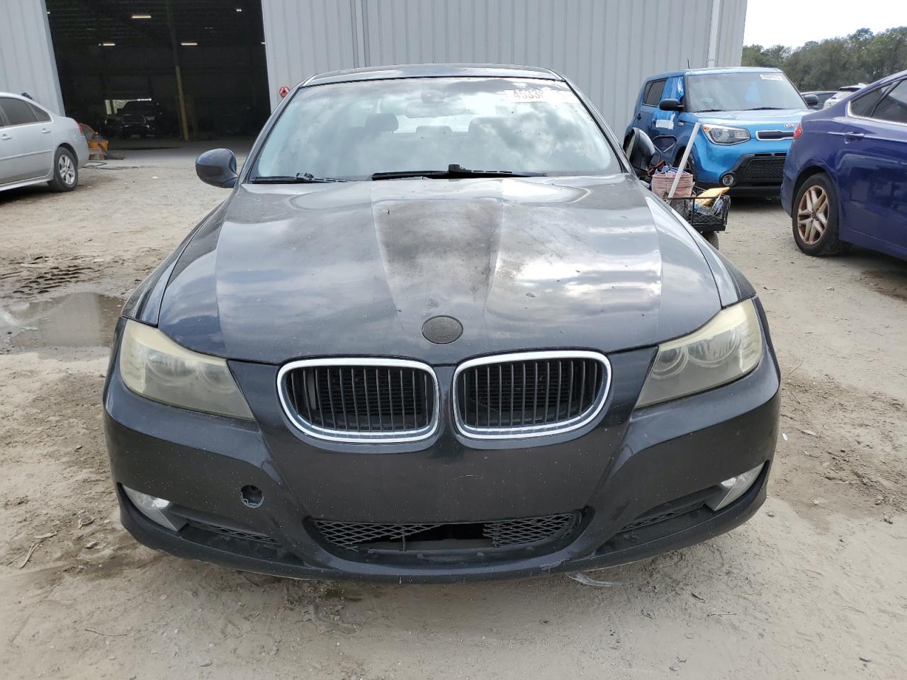 2009 BMW 3er VIN WBAPH775X9NM27989 Copart auction photo, minor dent/scratches damage thumbnail 5