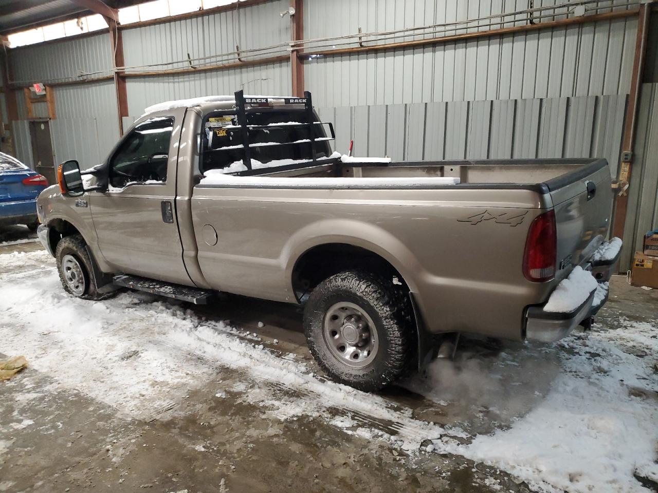 2004 Ford F250 VIN 1FTNF21L44ED14929 Copart auction photo, side damage thumbnail 2