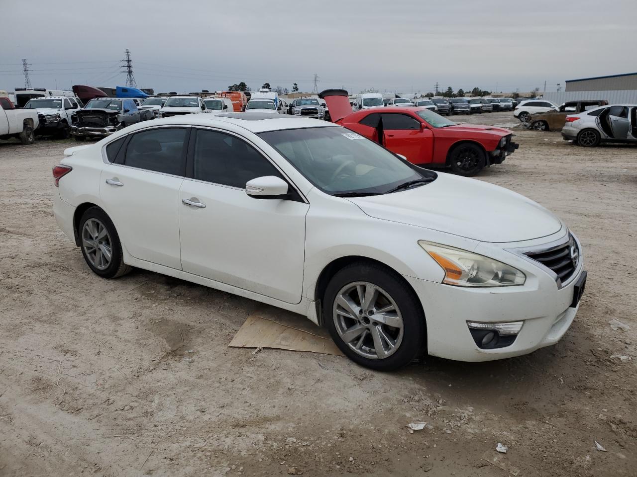 2015 Nissan Altima VIN 1N4AL3AP7FN896551 Copart auction photo, water/flood / minor dent/scratches damage thumbnail 4