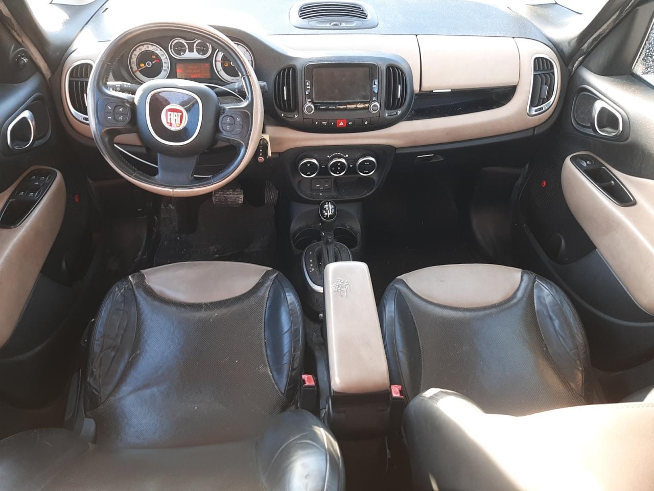 2014 Fiat 500L VIN ZFBCFACH2EZ010781 Copart auction photo, mechanical / minor dent/scratches damage thumbnail 8