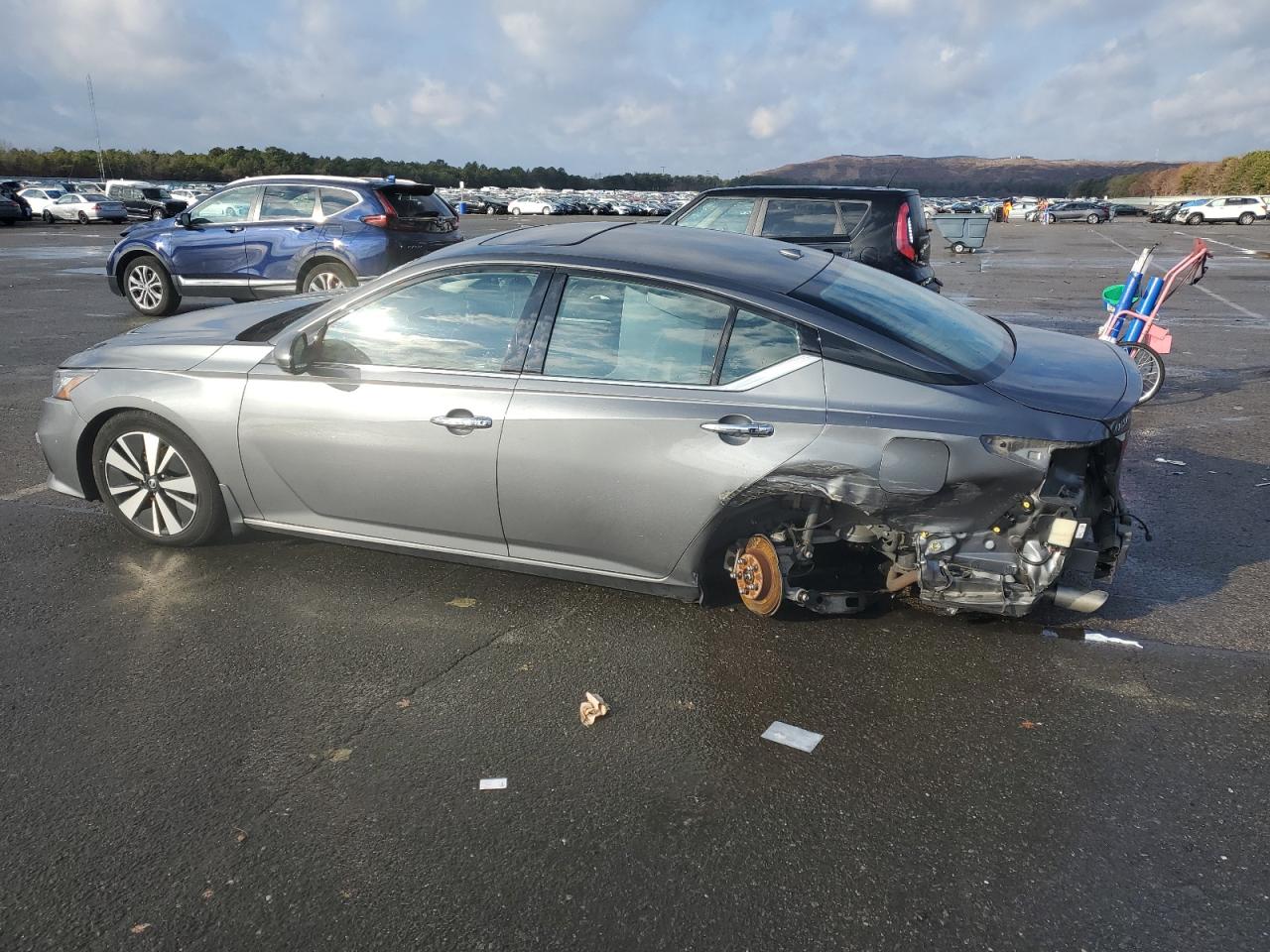 2019 Nissan Altima VIN 1N4BL4DWXKN303160 Copart auction photo, rear end / side damage thumbnail 2