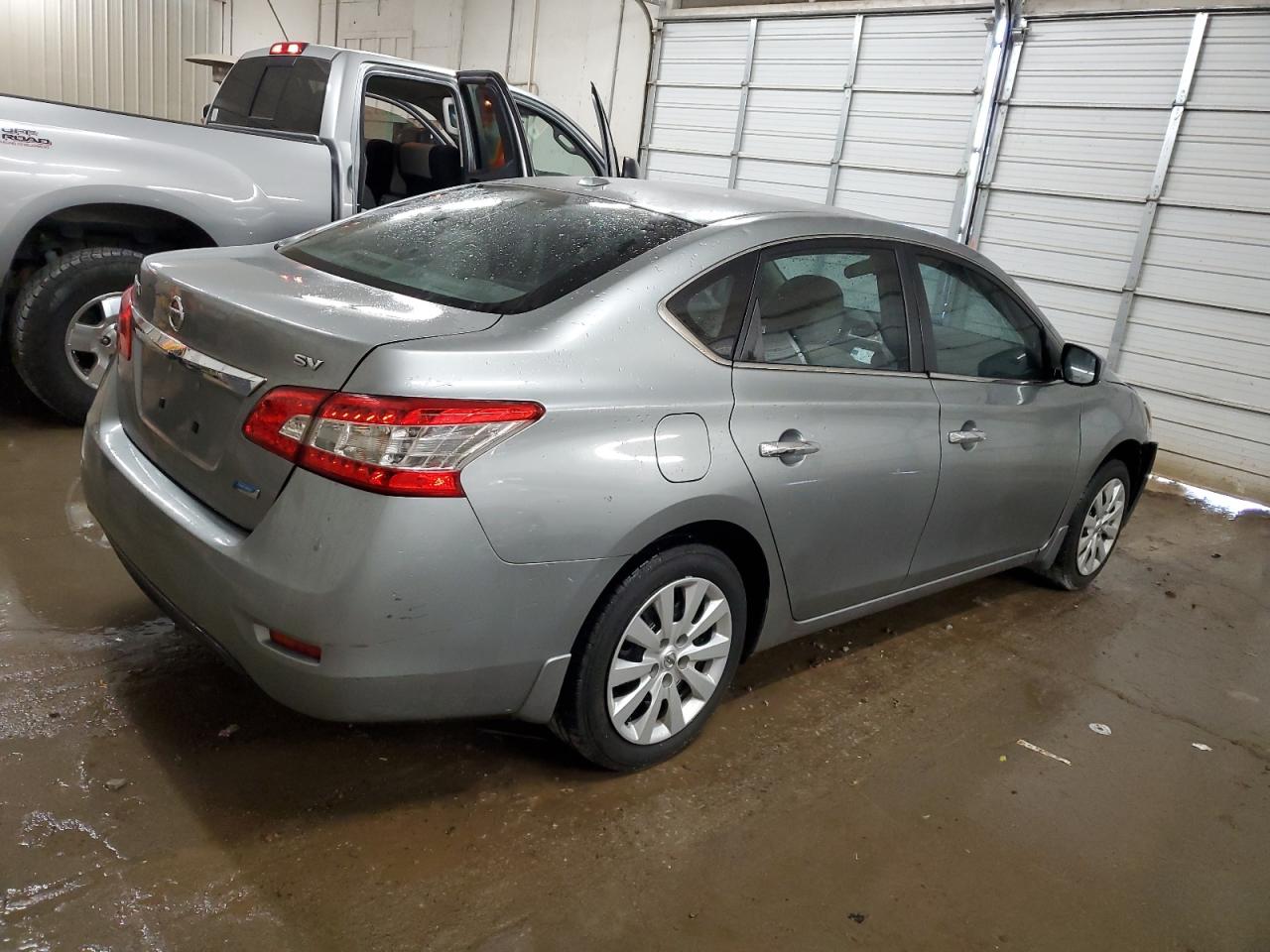 2013 Nissan Sentra VIN 3N1AB7AP7DL792811 Copart auction photo, front end / minor dent/scratches damage thumbnail 3