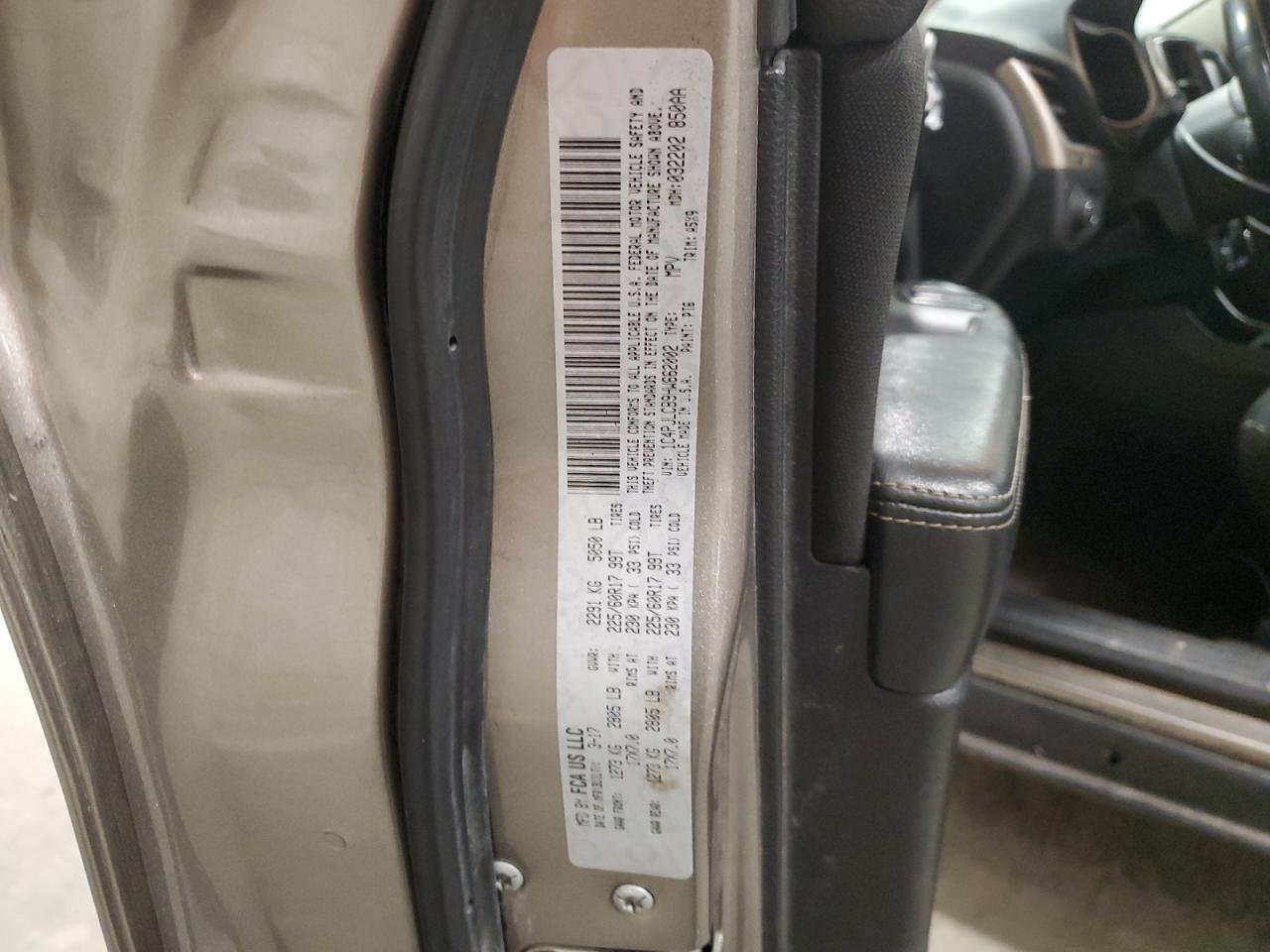 2017 Jeep Grand Cherokee VIN 1C4PJLCB9HW662002 Copart auction photo, all over damage thumbnail 13