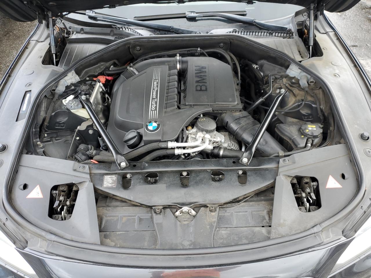 2015 BMW 7er VIN WBAYE4C52FD947509 Copart auction photo, vandalism damage thumbnail 13