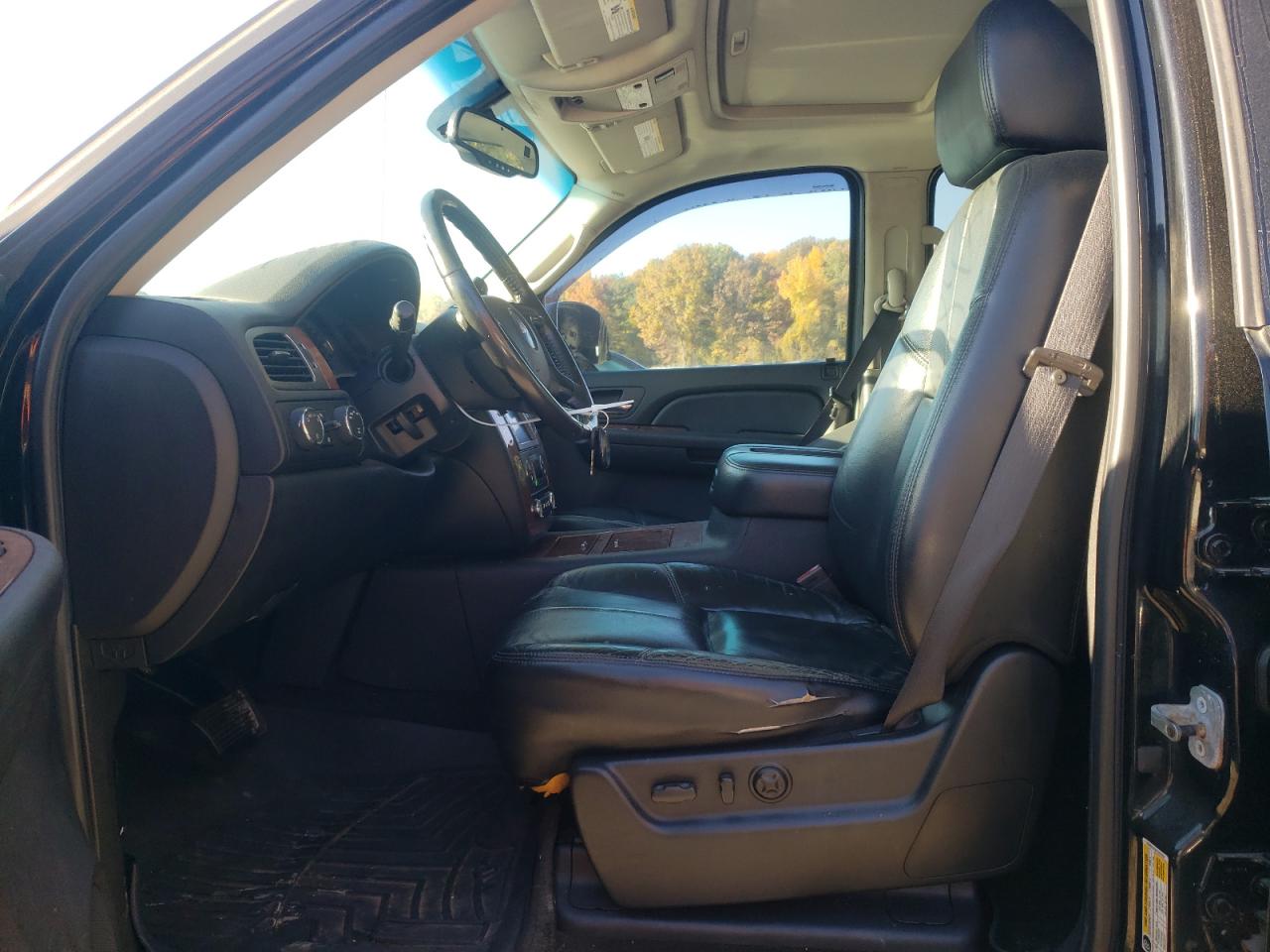 2007 Chevrolet Avalanche VIN 3GNFK12387G272522 Copart auction photo, side / minor dent/scratches damage thumbnail 7