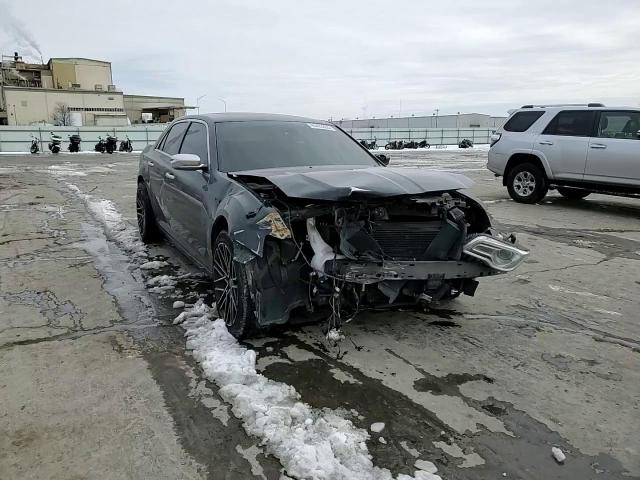 2015 Chrysler 300 VIN 2C3CCAKG1FH808600 Copart auction photo, front end / minor dent/scratches damage thumbnail 10