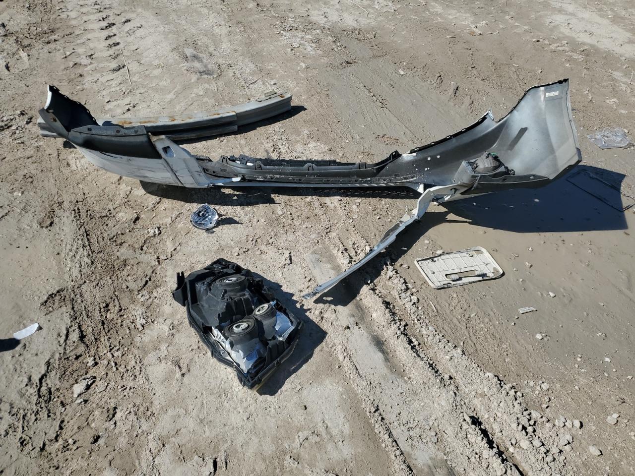 2010 Honda Pilot VIN 5FNYF4H96AB001166 Copart auction photo, front end damage thumbnail 13