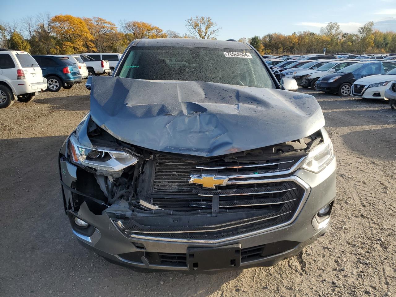 2018 Chevrolet Traverse VIN 1GNEVGKW6JJ145080 Copart auction photo, front end damage thumbnail 5