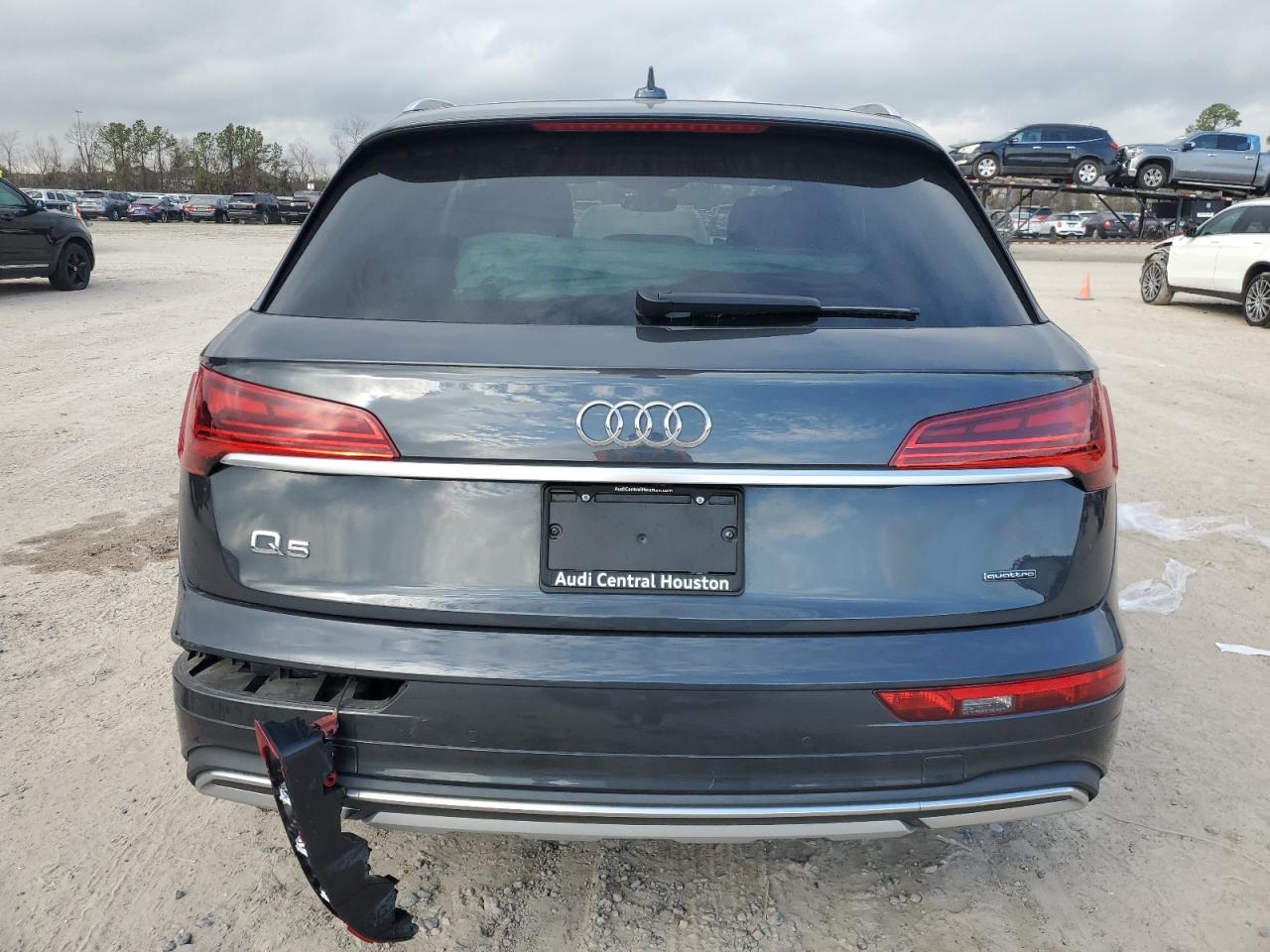 2021 Audi Q5 VIN WA1BAAFY9M2132316 Copart auction photo, side / rear end damage thumbnail 6