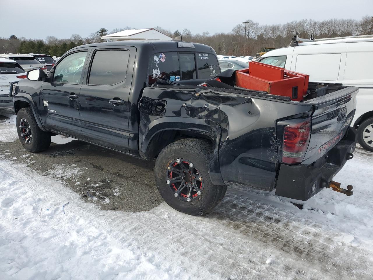2016 Toyota Tacoma VIN 3TMCZ5AN8GM024211 Copart auction photo, side / undercarriage damage thumbnail 2
