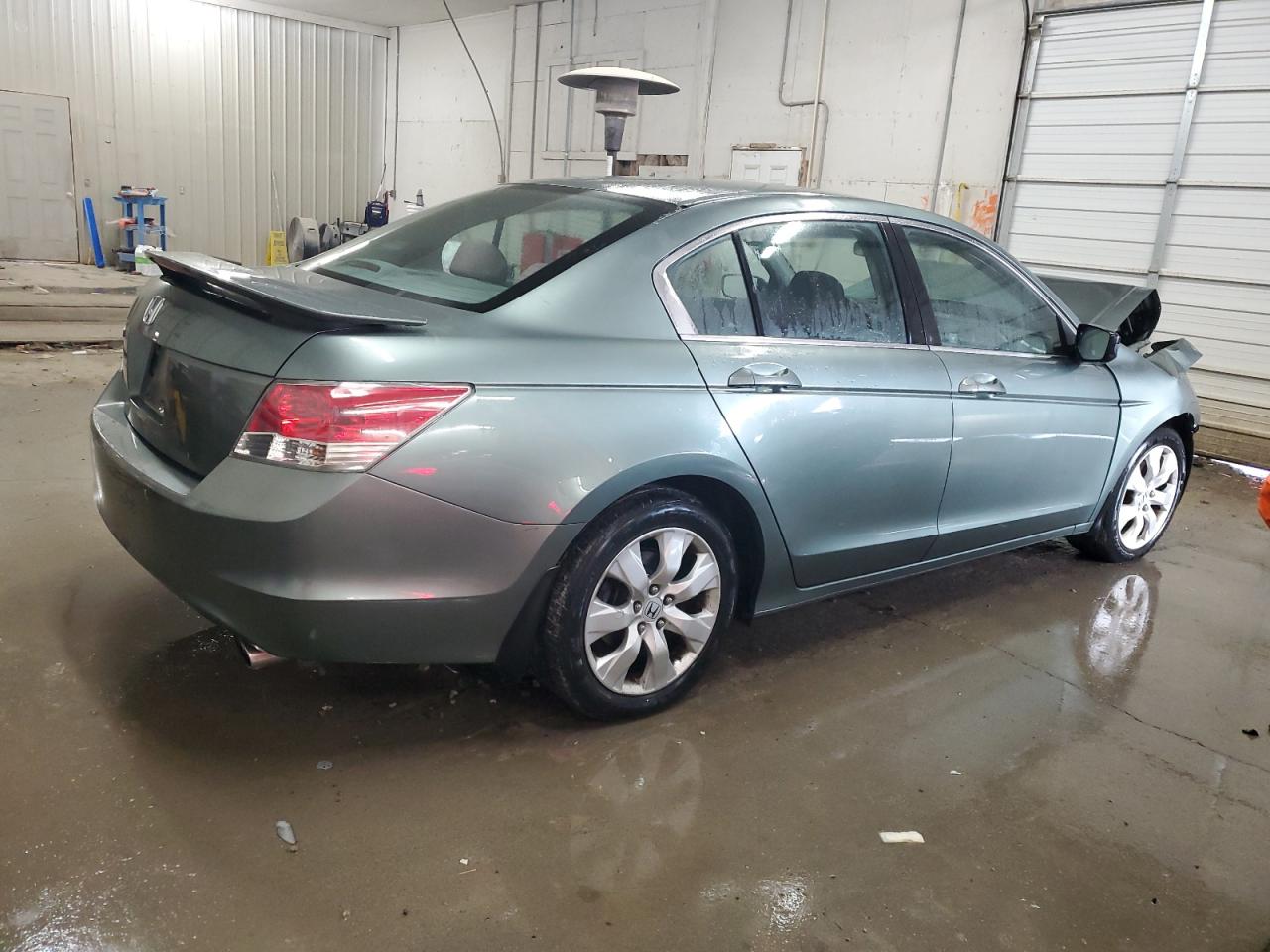 2008 Honda Accord VIN 1HGCP26708A022838 Copart auction photo, front end / minor dent/scratches damage thumbnail 3
