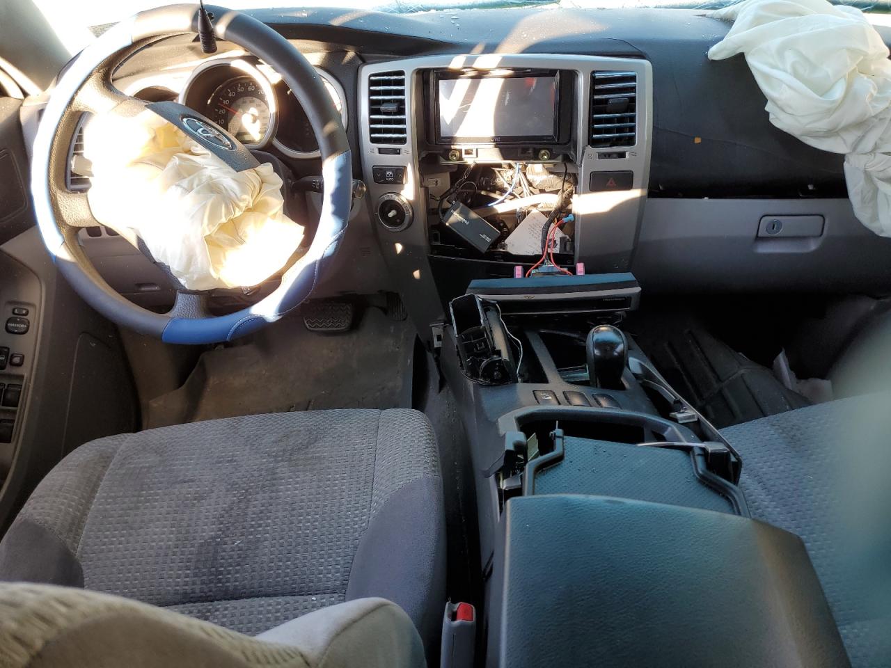 2003 Toyota 4Runner VIN JTEBT14R830003596 Copart auction photo, all over / minor dent/scratches damage thumbnail 8