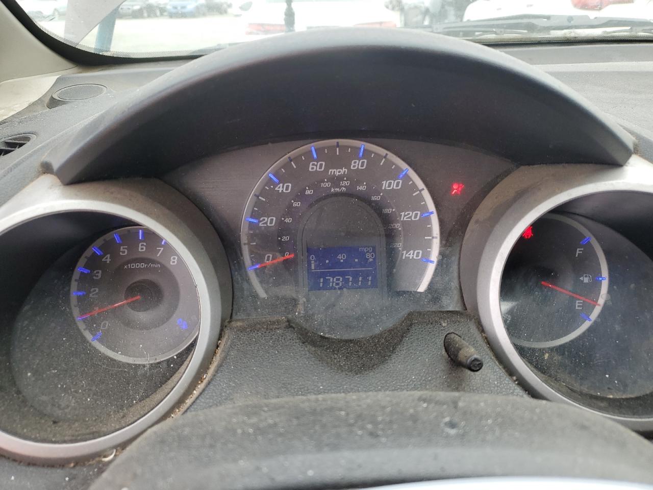 2012 Honda Fit VIN JHMGE8H36CC031817 Copart auction photo, front end / minor dent/scratches damage thumbnail 9