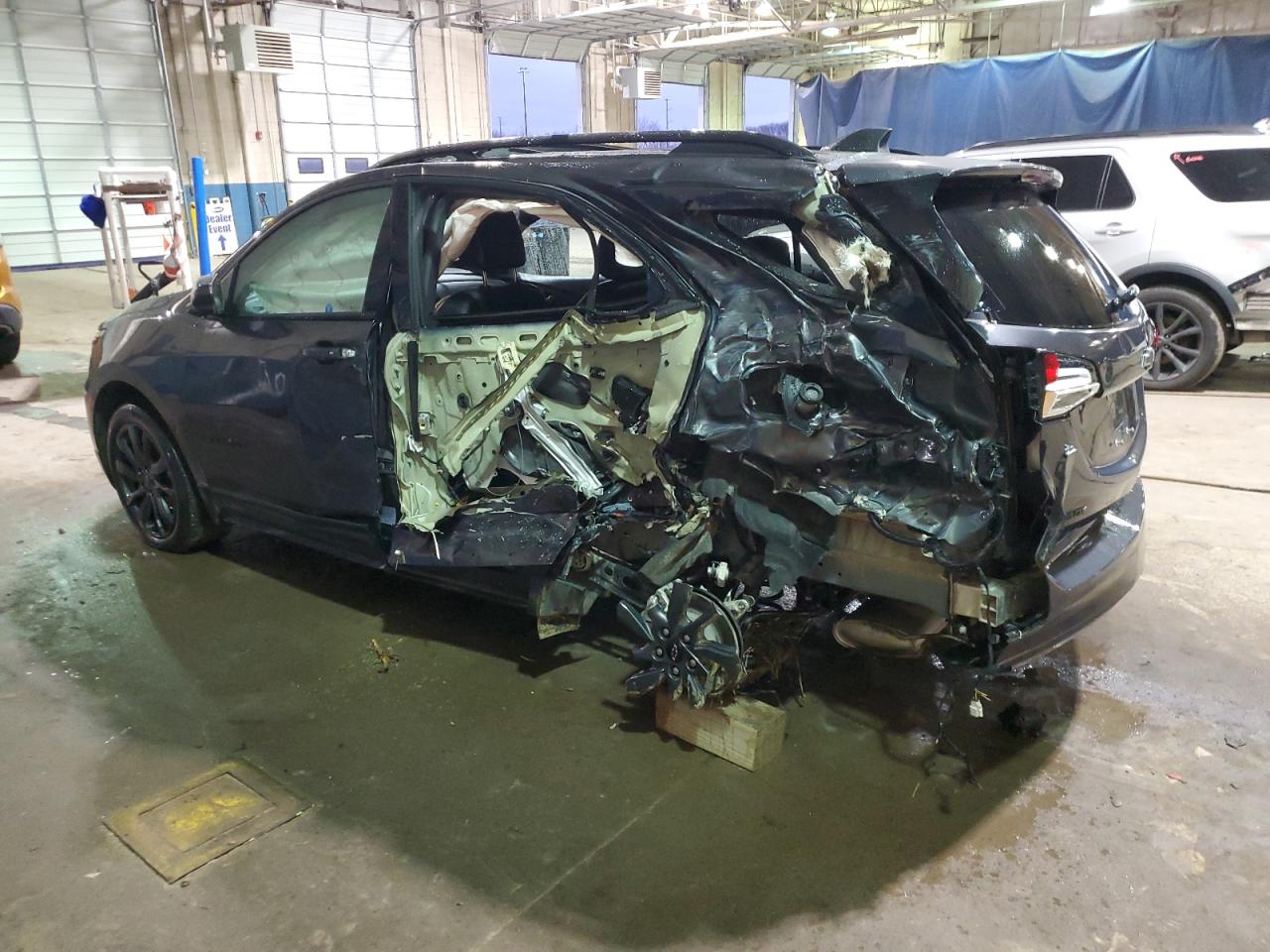 2022 Chevrolet Equinox VIN 3GNAXWEV6NS240183 Copart auction photo, side / rear end damage thumbnail 2