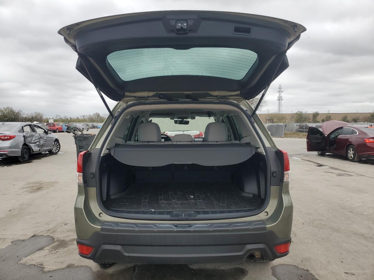 2021 Subaru Forester VIN JF2SKADC5MH564779 Copart auction photo, front end damage thumbnail 6