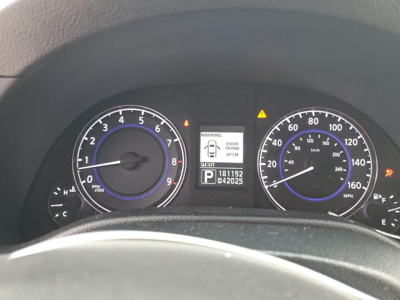 2011 Infiniti G VIN JN1CV6FE3BM950744 Copart auction photo, front end / minor dent/scratches damage thumbnail 9