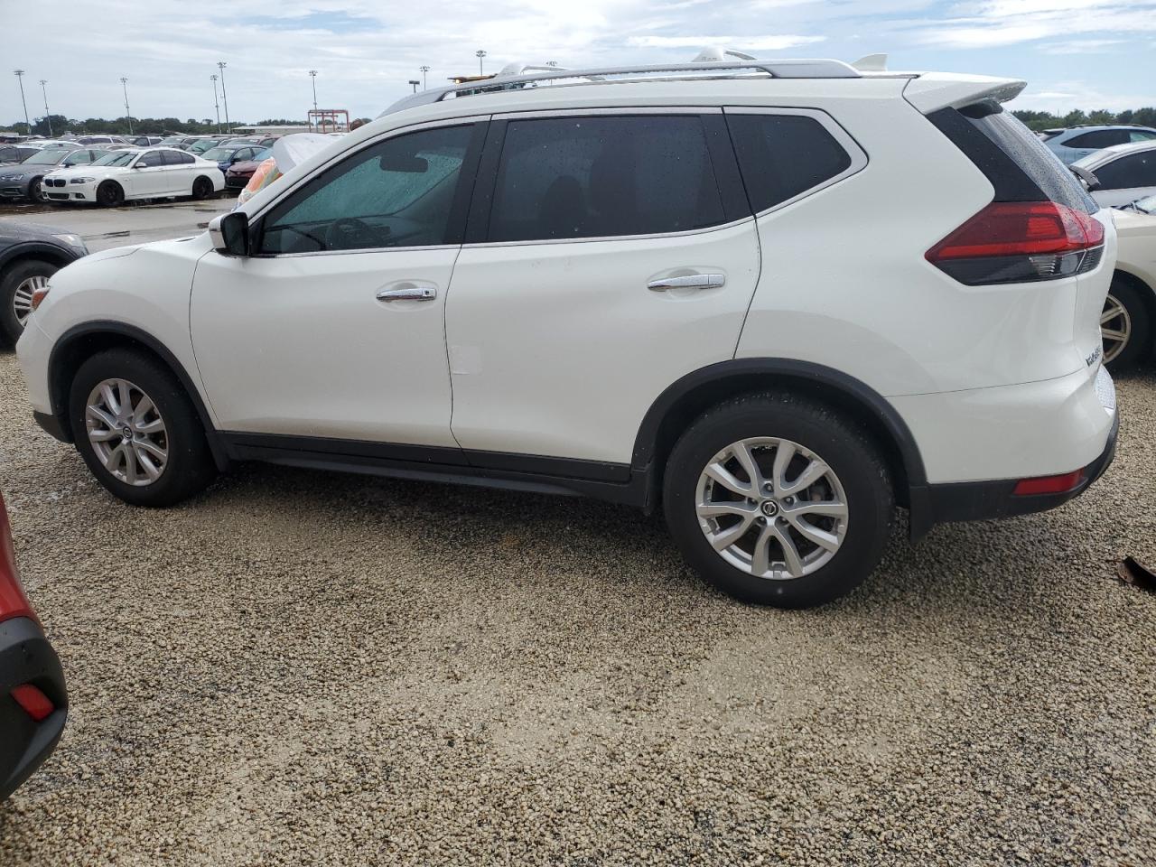 2019 Nissan Rogue VIN JN8AT2MT4KW266136 Copart auction photo, water/flood damage thumbnail 2