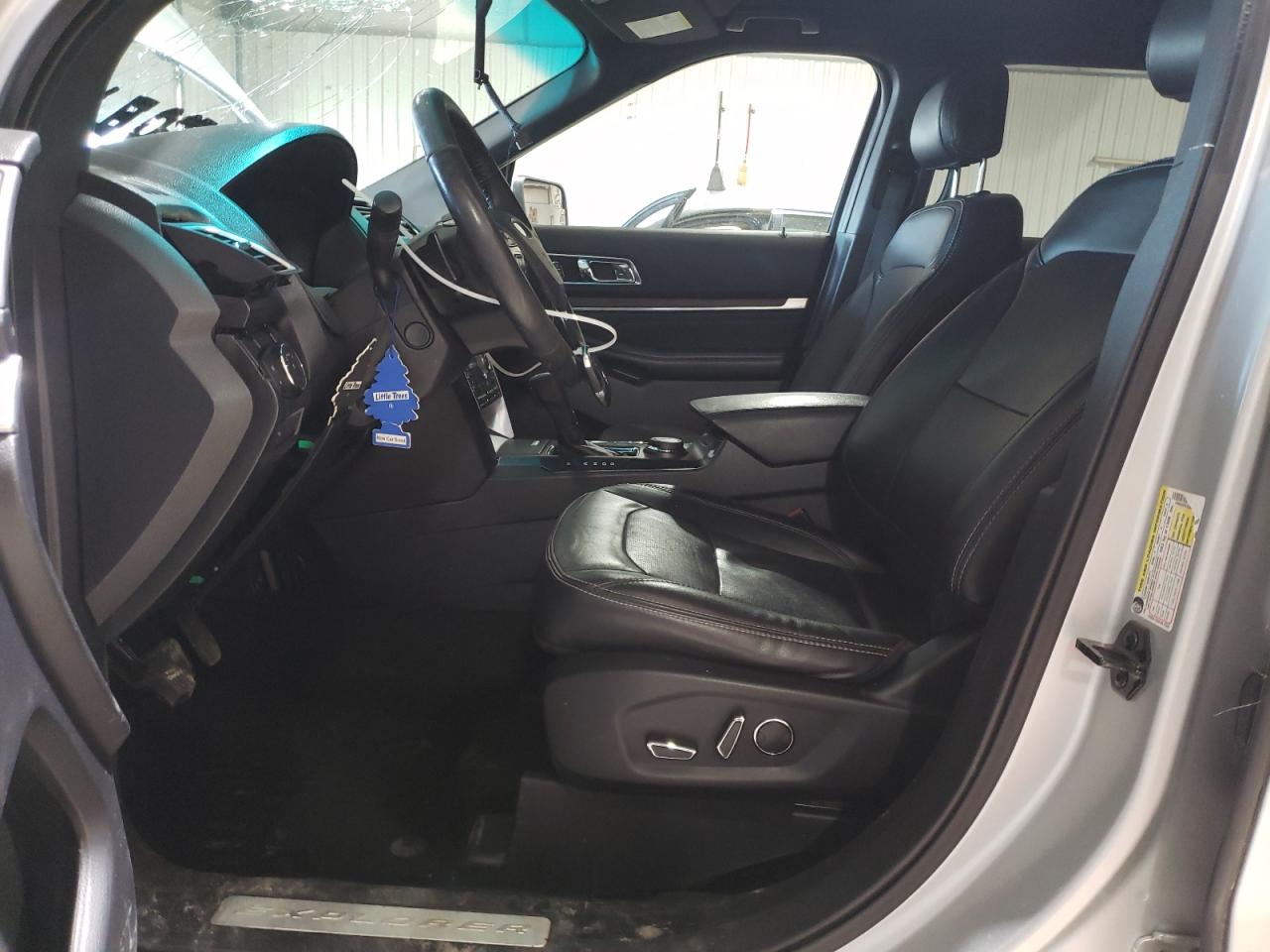 2016 Ford Explorer VIN 1FM5K8F82GGD04441 Copart auction photo, front end / side damage thumbnail 7