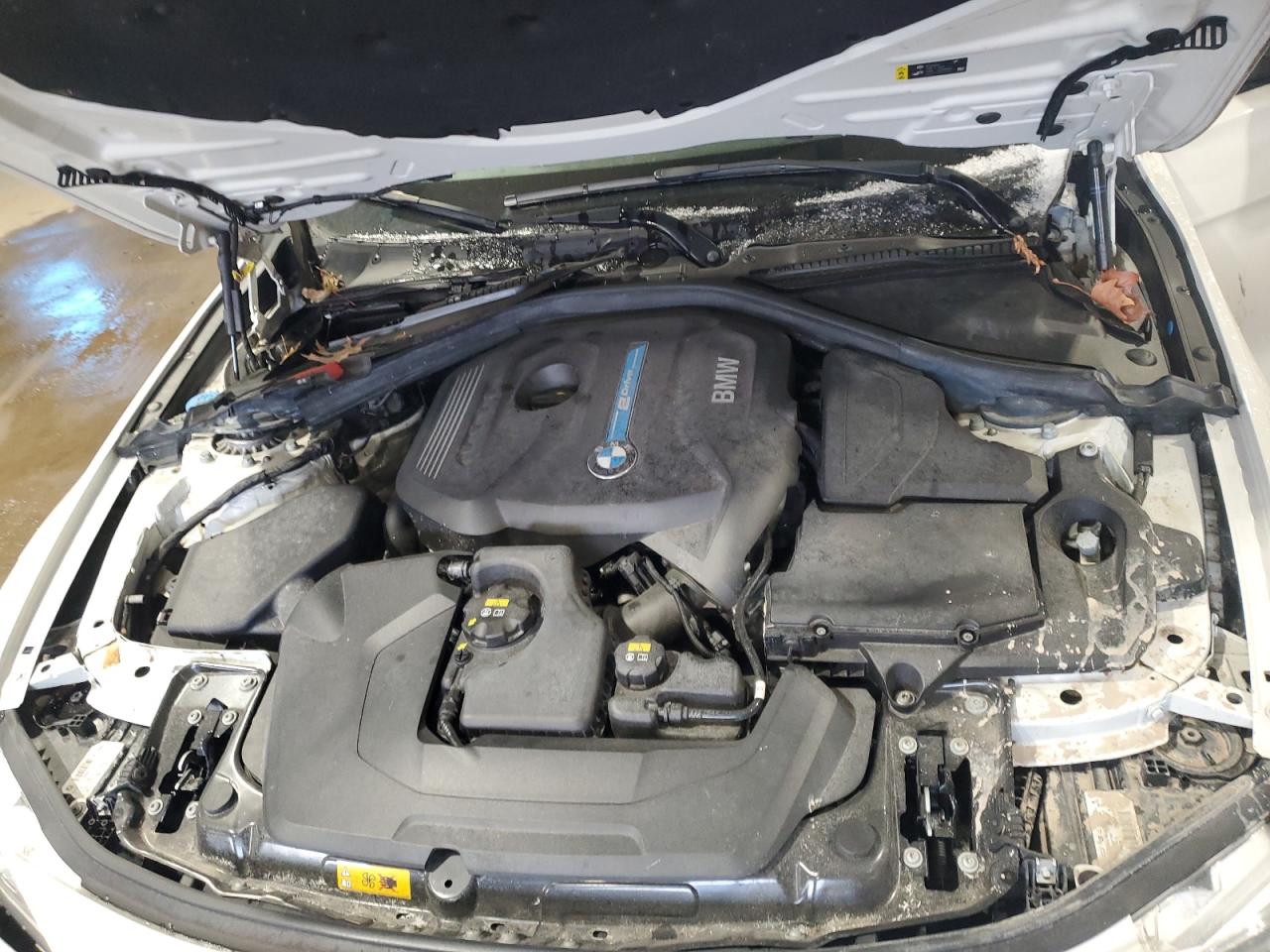 2018 BMW 3er VIN WBA8E1C56JA159633 Copart auction photo, front end damage thumbnail 11