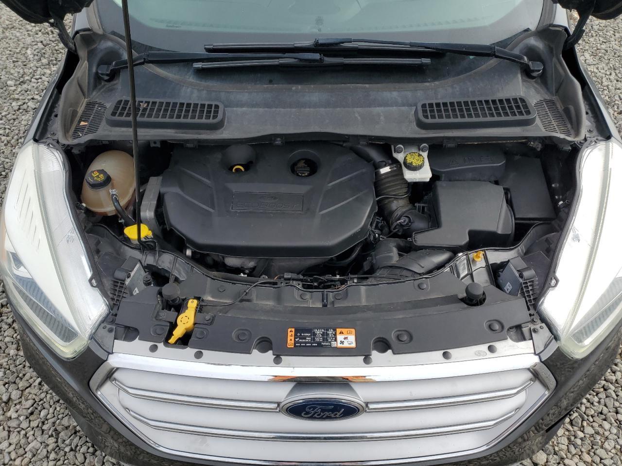 2017 Ford Escape VIN 1FMCU9J95HUB03952 Copart auction photo, minor dent/scratches damage thumbnail 11