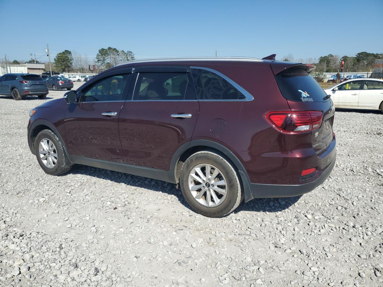 2019 KIA Sorento VIN 5XYPG4A36KG526222 Copart auction photo, front end / minor dent/scratches damage thumbnail 2