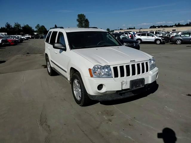 2007 Jeep Grand Cherokee VIN 1J8HR48P47C555150 Copart auction photo, front end damage thumbnail 11