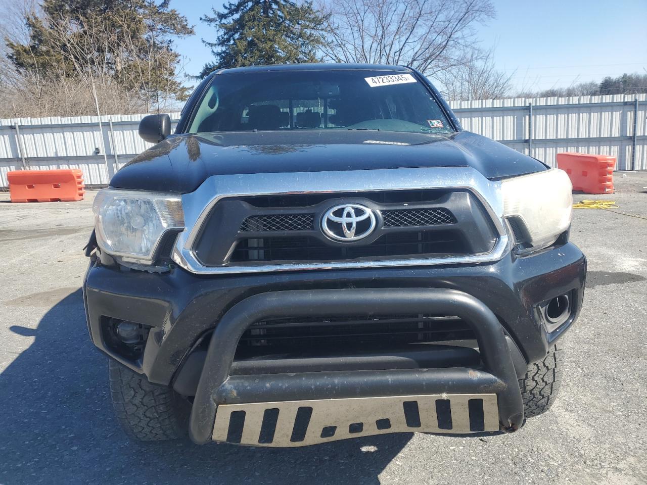 2012 Toyota Tacoma VIN 5TFLU4EN1CX025692 Copart auction photo, front end / minor dent/scratches damage thumbnail 5