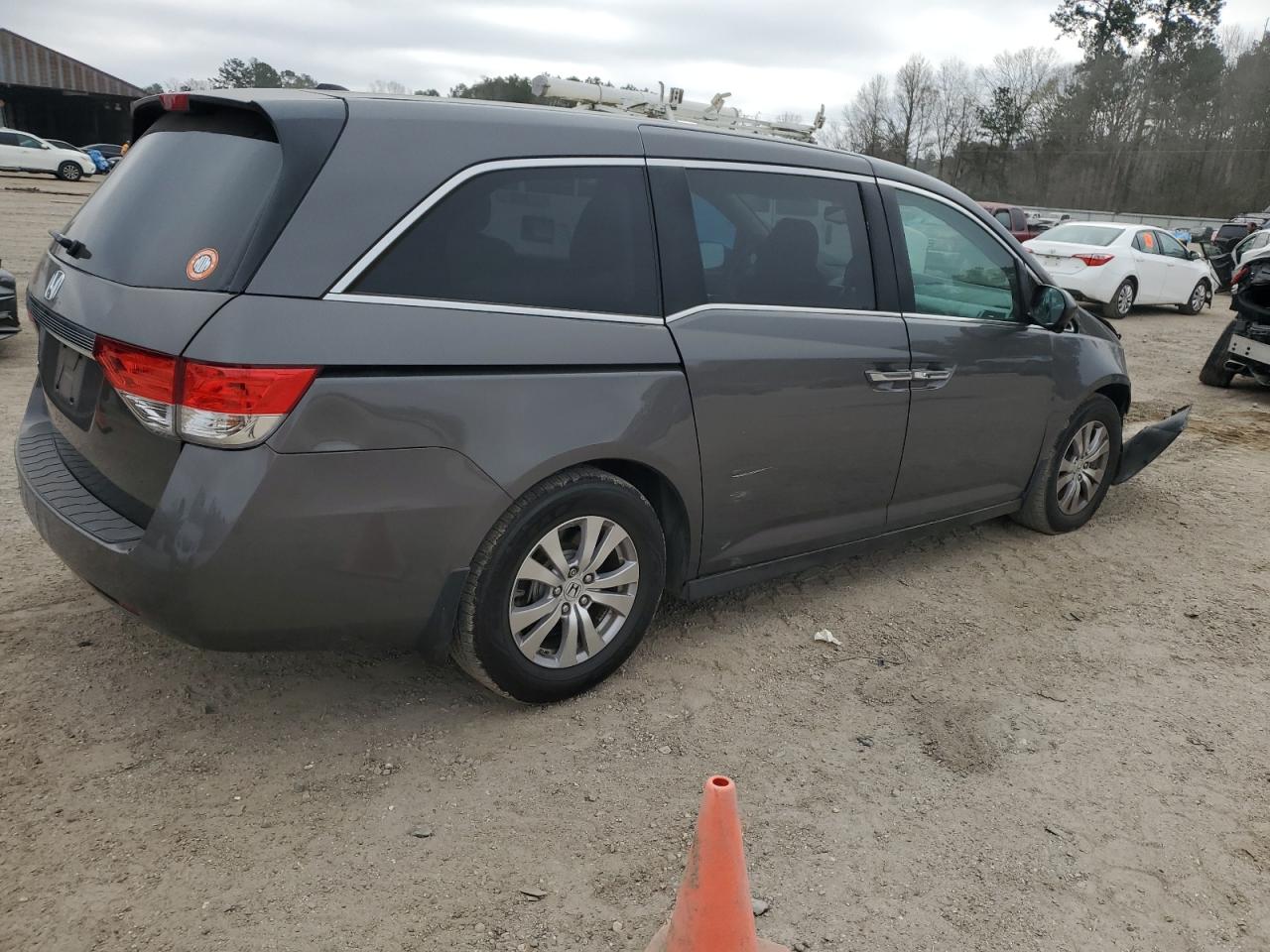 2016 Honda Odyssey VIN 5FNRL5H62GB140292 Copart auction photo, front end damage thumbnail 3