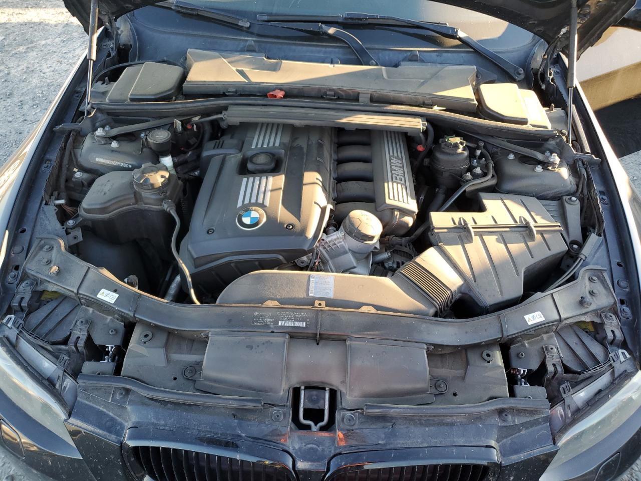 2010 BMW 3er VIN WBAWB3C55AP138880 Copart auction photo, side / mechanical damage thumbnail 11