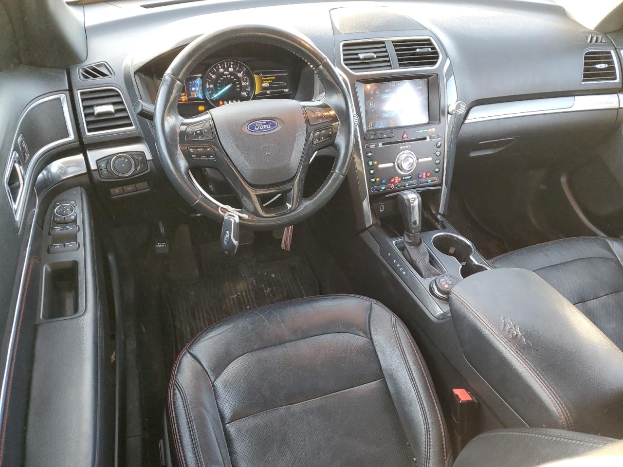 2017 Ford Explorer VIN 1FM5K8GT0HGD23235 Copart auction photo, side damage thumbnail 8