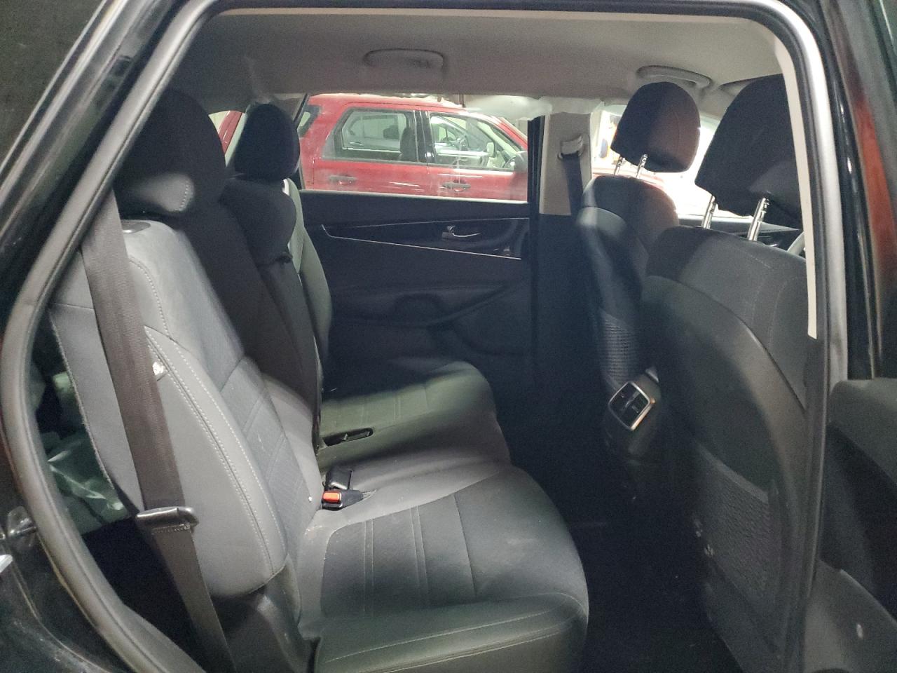2017 KIA Sorento VIN 5XYPGDA53HG332211 Copart auction photo, all over / vandalism damage thumbnail 11