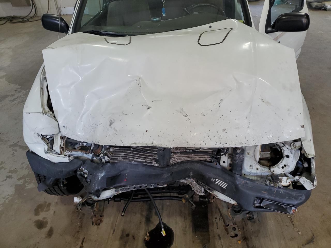 1995 Toyota Tacoma VIN 4TAUN53B0SZ023916 Copart auction photo, all over / undercarriage damage thumbnail 13