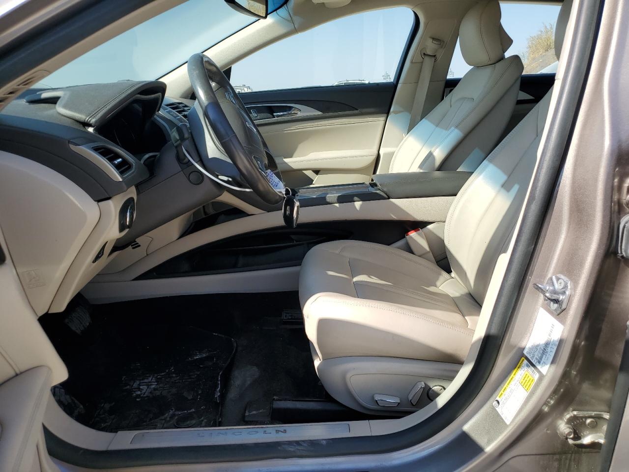 2018 Lincoln MKZ VIN 3LN6L5C92JR608060 Copart auction photo, all over / minor dent/scratches damage thumbnail 7