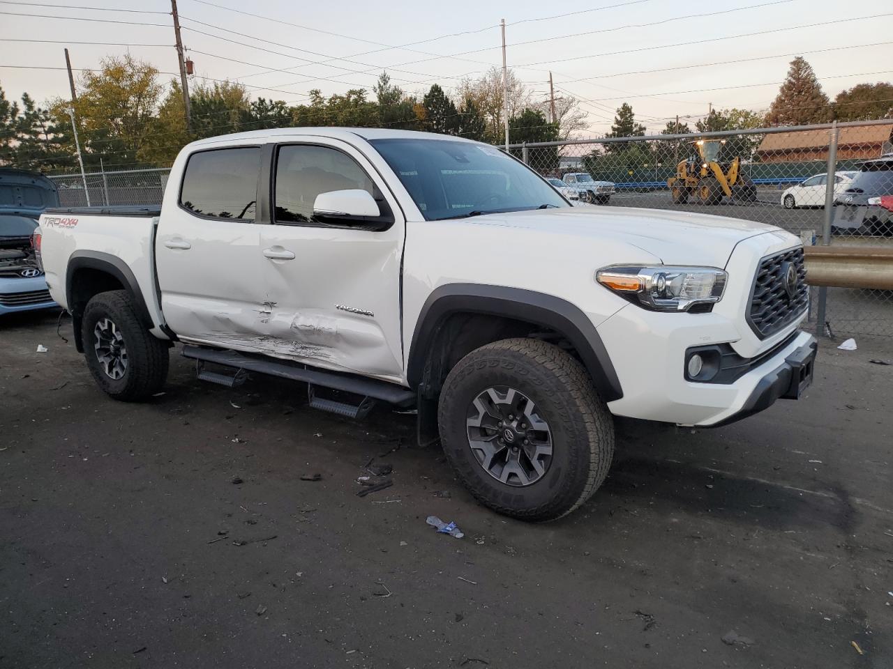 2020 Toyota Tacoma VIN 3TMCZ5AN9LM325709 Copart auction photo, side damage thumbnail 4