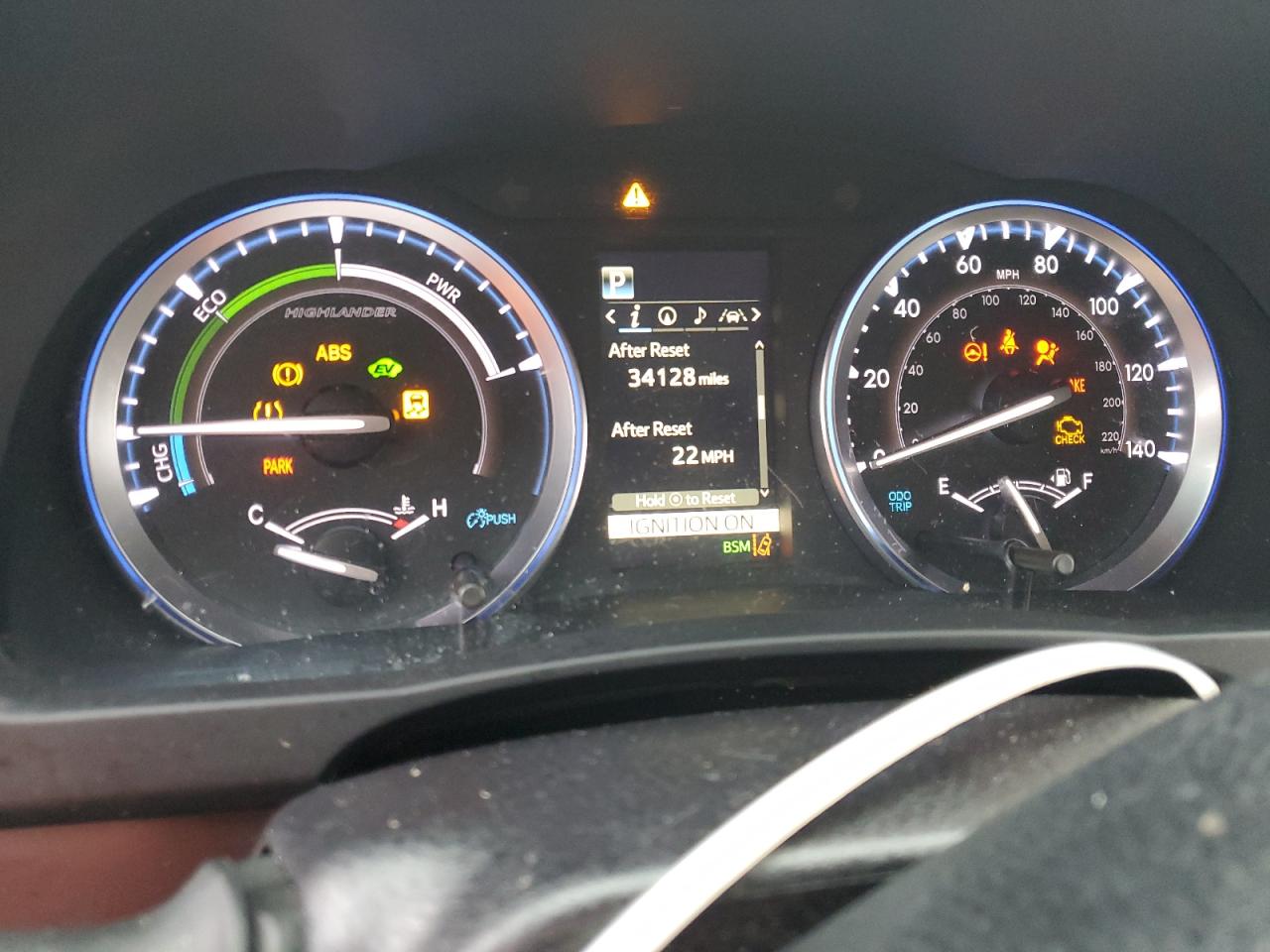 2019 Toyota Highlander VIN 5TDJGRFH7KS075540 Copart auction photo, front end damage thumbnail 9