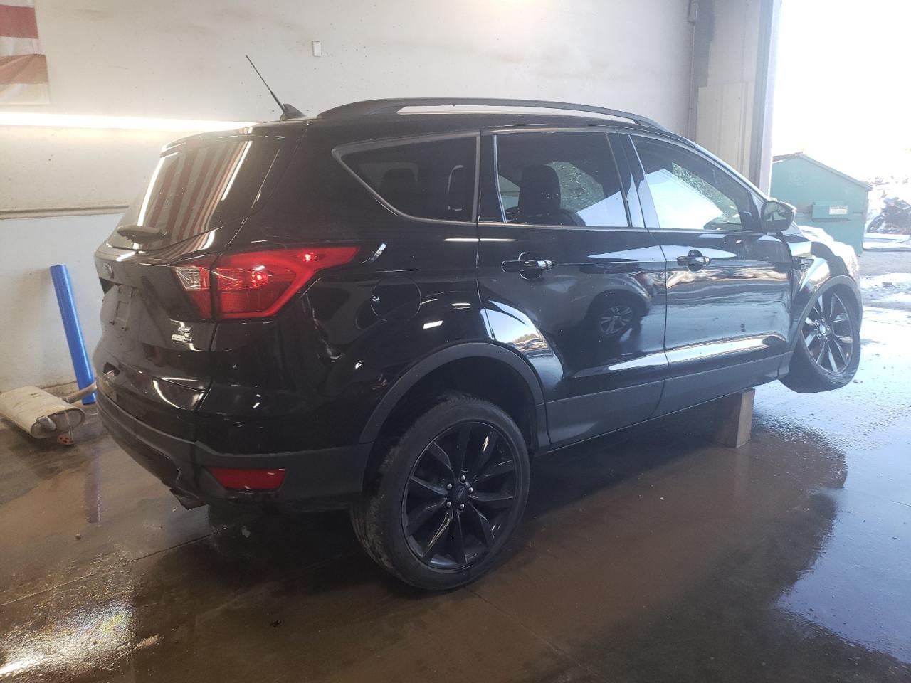 2019 Ford Escape VIN 1FMCU9GD6KUA72441 Copart auction photo, front end damage thumbnail 3