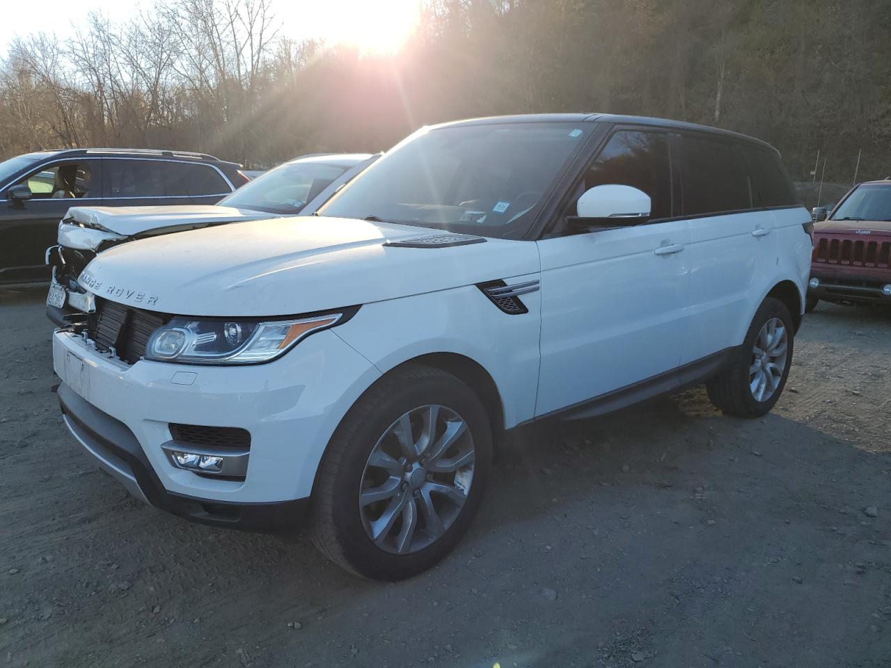 2016 Land Rover Range Rover VIN SALWR2VF6GA561700 - Copart auction photo