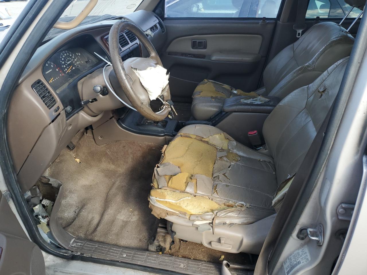 1998 Toyota 4Runner VIN JT3GN87R2W0083575 Copart auction photo, front end damage thumbnail 7