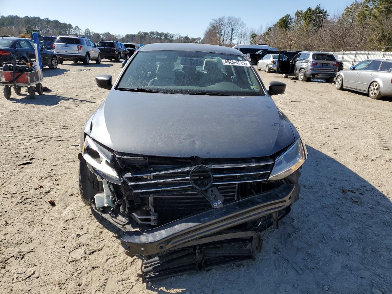 2016 Volkswagen Jetta VIN 3VWD17AJ6GM242830 Copart auction photo, front end / minor dent/scratches damage thumbnail 5